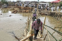 น้ำท่วมไนจีเรียพบเสียชีวิตแล้ว 102 ศพ 