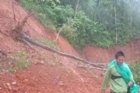 อุทกภัยถล่มแม่ฮ่องสอน 9 หมู่บ้านถูกตัดขาด