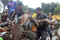 น้ำท่วม-ดินถล่มอินโดฯตายเพิ่มเป็น15ศพ