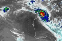 พายุไซโคลน “รัสตี” จ่อถล่มตต.เฉียงเหนือออสเตรเลีย